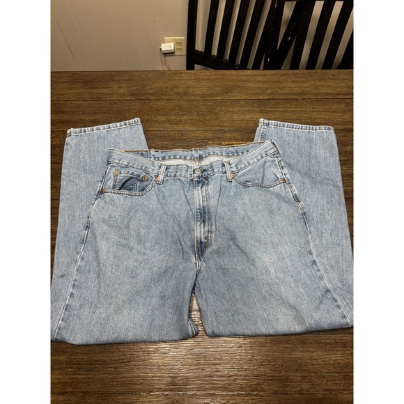 Levis 550 Relaxed Fit Light Wash Jeans Mens Size‎ 40x30 Denim Blue - Picture 1 of 6